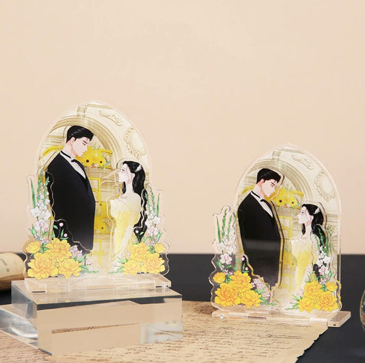 Serena : Acrylic Stand