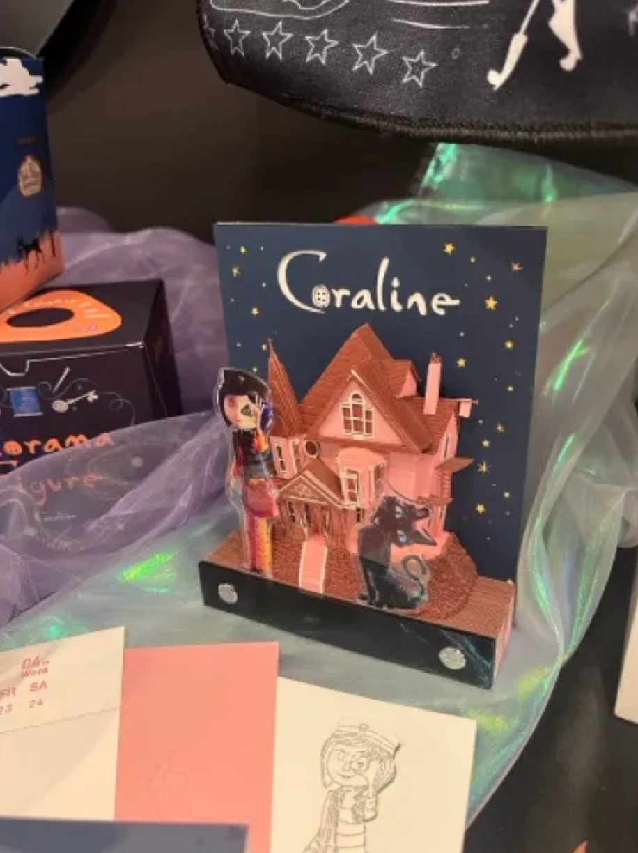 Coraline : 3D Paper Art Calendar
