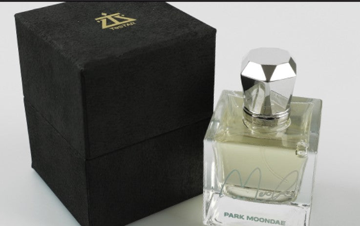 Debut or Die : PARK MOONDAE Perfume