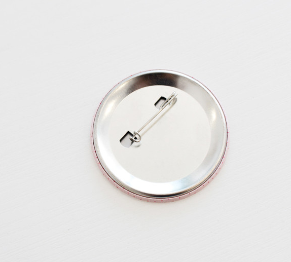 Today's Han Yo-il is a Woman : Random Can Badge