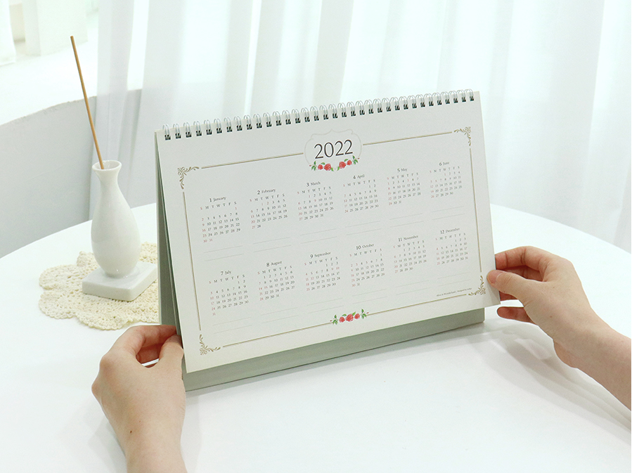 INDIGO 2022 Calendar - Alice in wonderland by Kim minji