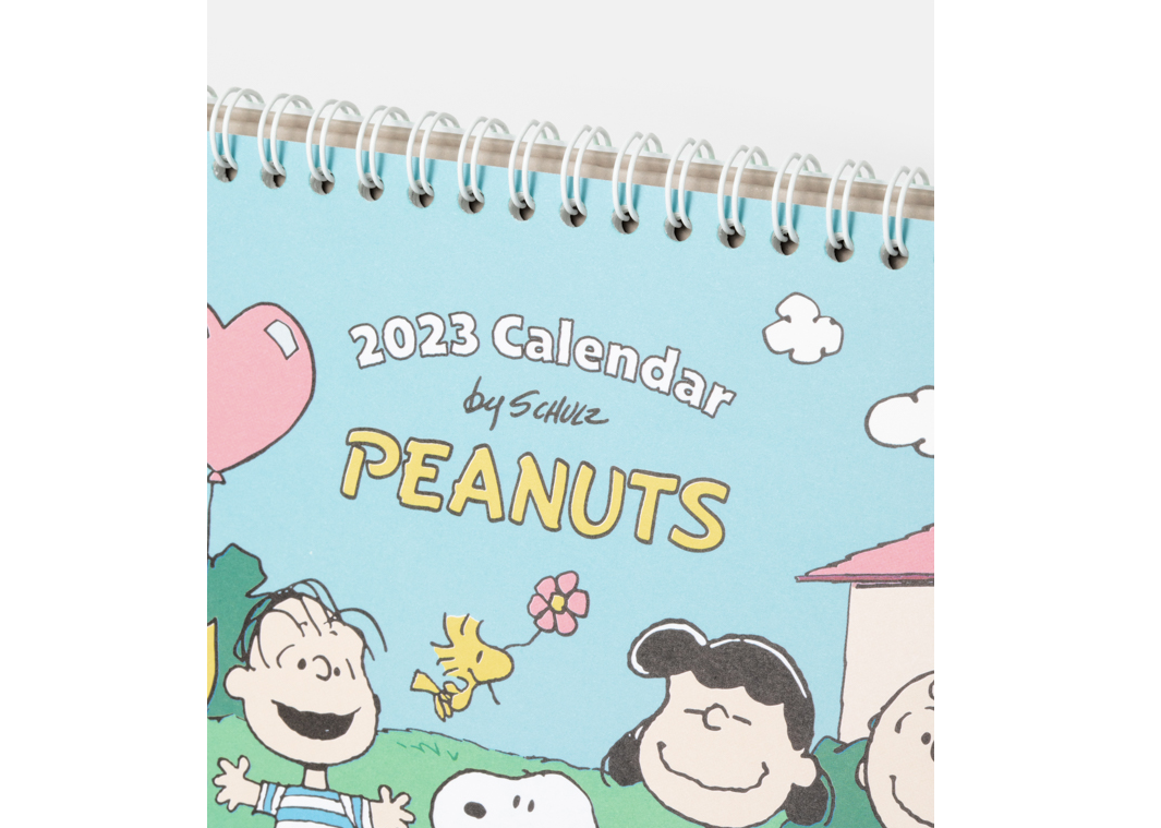 2023 Peanuts desk Calendar, Snoopy