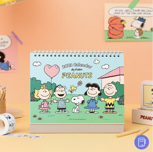 2023 Peanuts desk Calendar, Snoopy