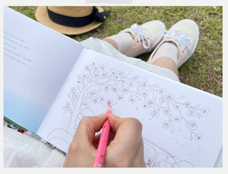 Today, I go for a walk a painting  by the sea Coloring Book (Hardcover)